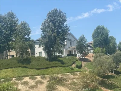 16 Bower Lane
