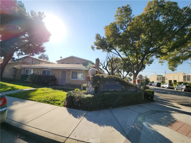 4505 Canoga Street A