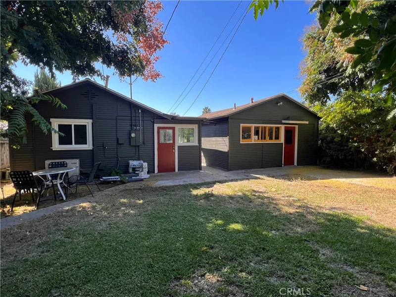 3527 E Del Mar Boulevard photo 2