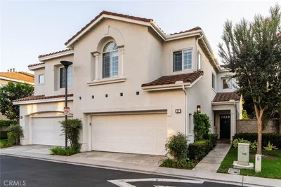 27 LARKMEAD