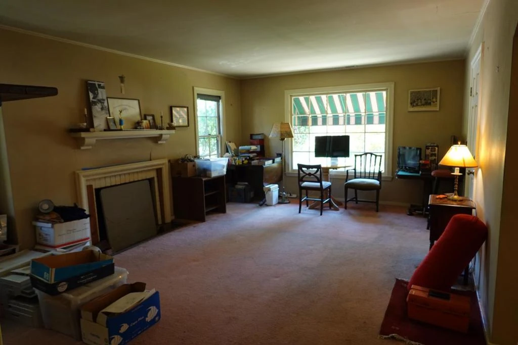 Interior 4