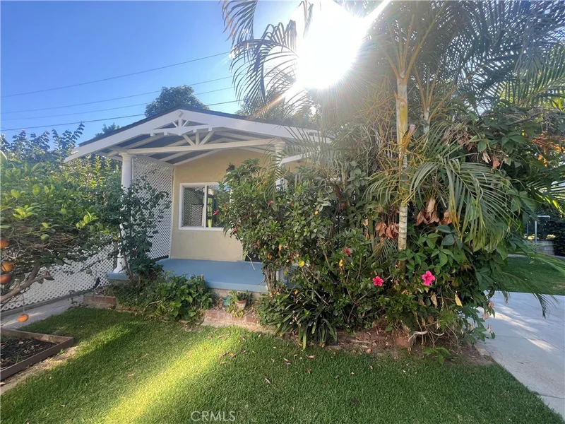1333 S Downey 3/4