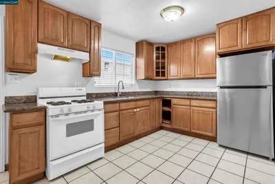 440 Marina Way photo 2