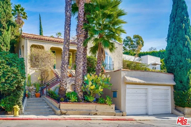 3221 Berkeley Avenue