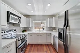201 Ada Avenue 2 photo 2