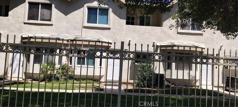 1425 S White B