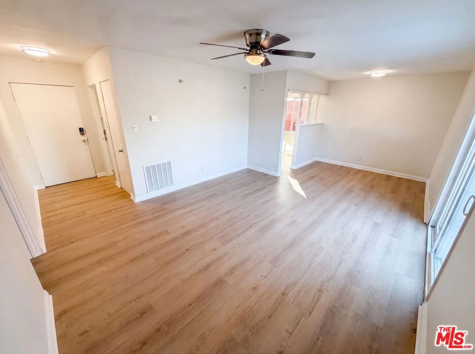 Interior 2