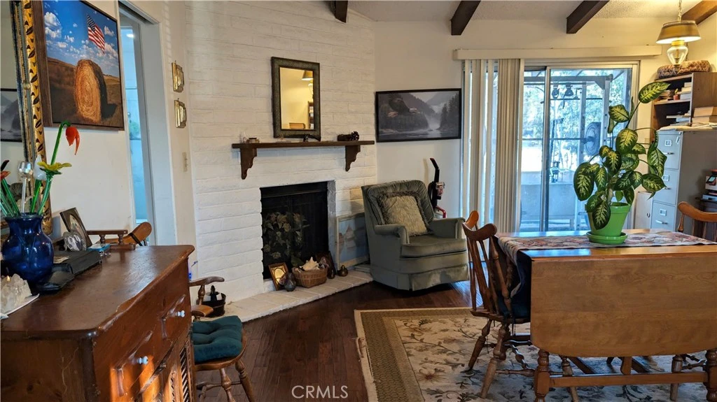 Interior 2