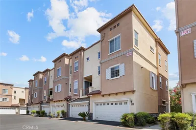 13645 Foster ave 6