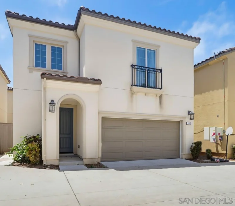 1041 SEA GLASS WAY photo 2