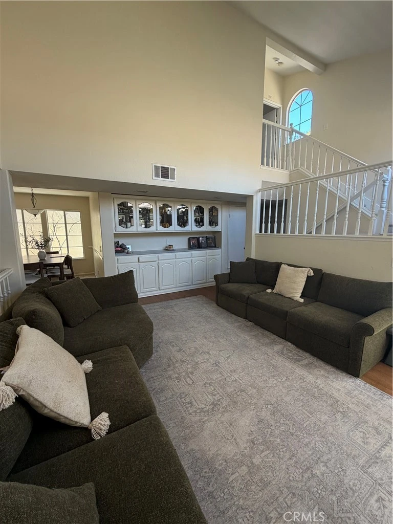 Interior 2