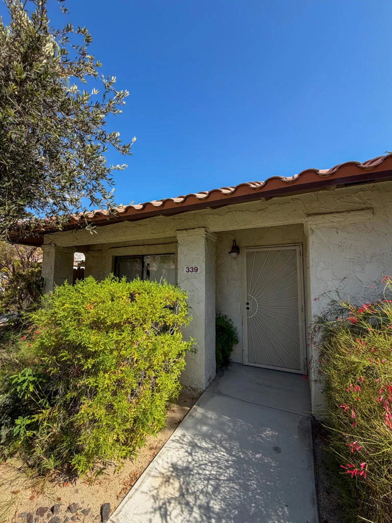 Photo 2 of 339 W Mariscal Road