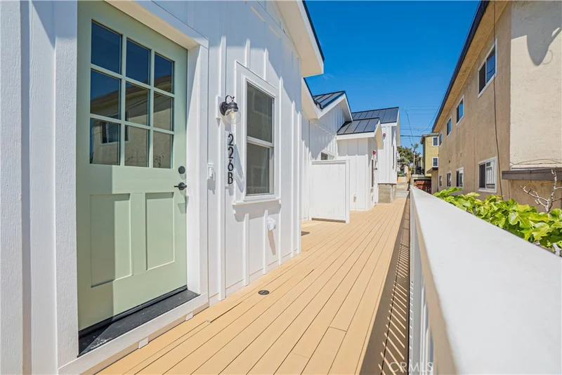 226 B Arena Street