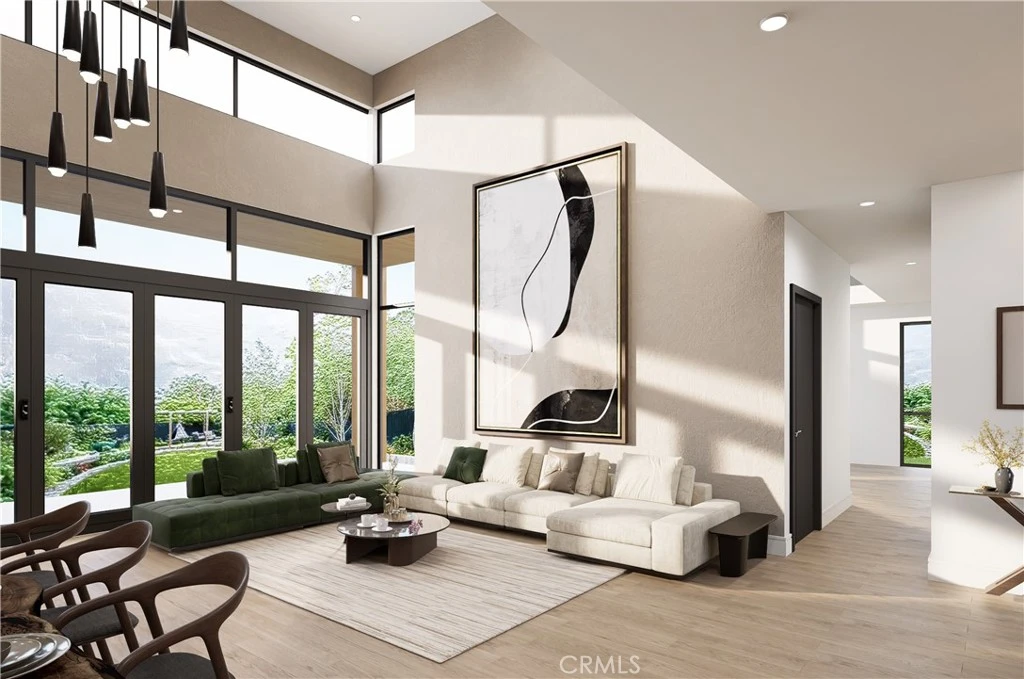 Interior 4