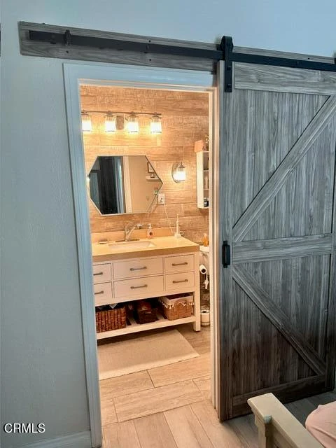 Interior 2