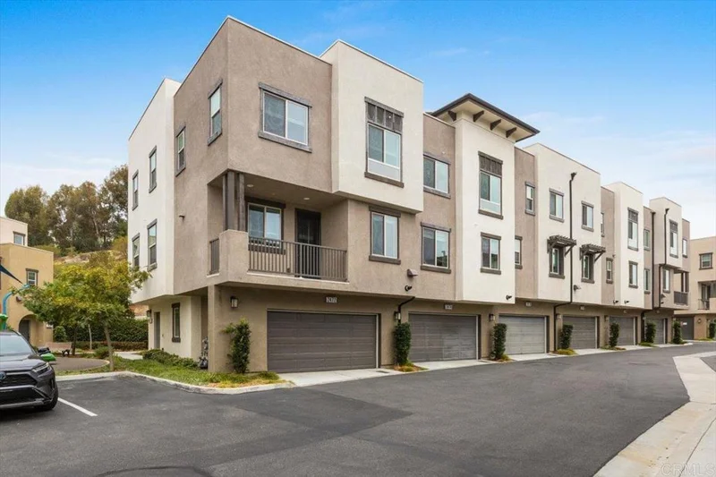 2472 Solara Lane