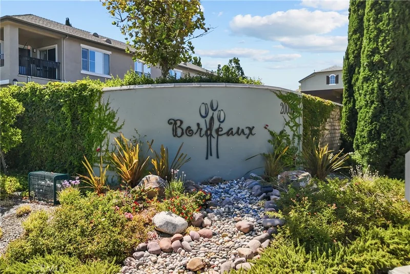 20000 Plum Canyon 1721