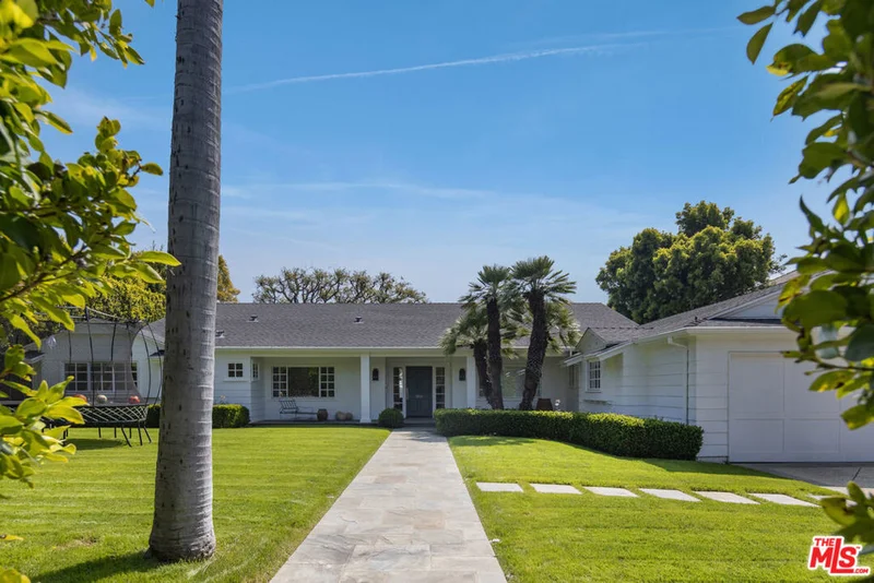 1132 Napoli Drive