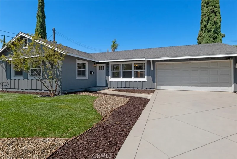 Photo 2 of 9943 Fullbright Avenue