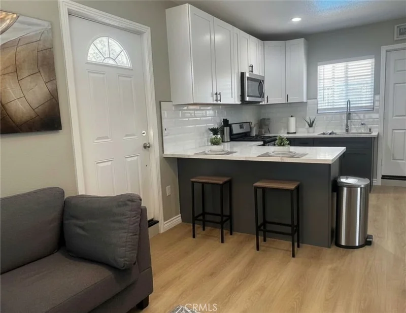 401 N Rennell A