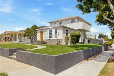 2401 W 78th