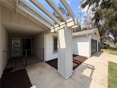 30240 Santa Cecilia photo 2