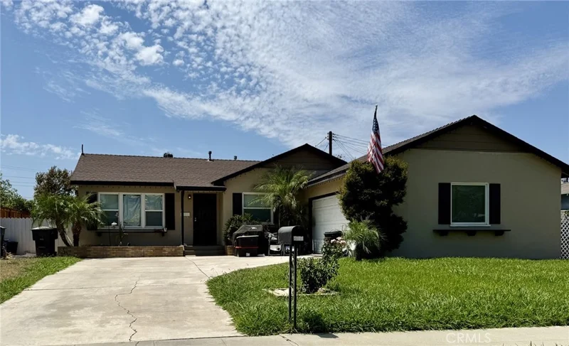 3946 Shelby Drive