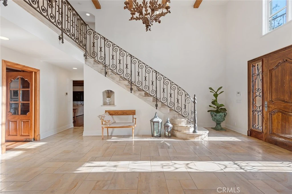 Interior 2