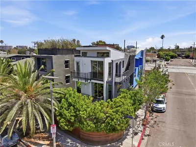 404 Grand Boulevard photo 2