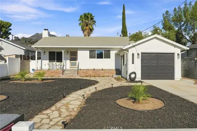 10824 Odell photo 2