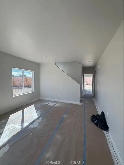 444 Oleander Ct photo 2