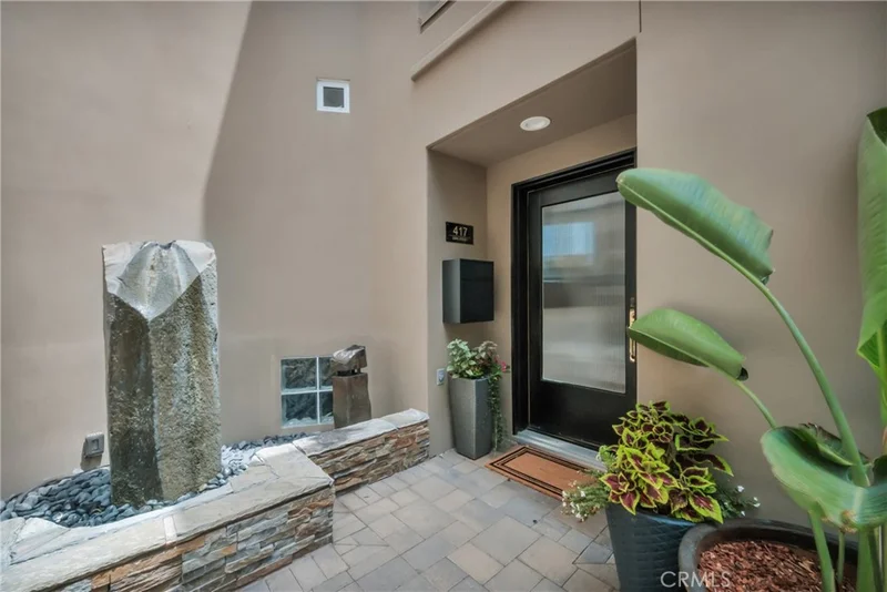 Photo 2 of 417 23rd Street