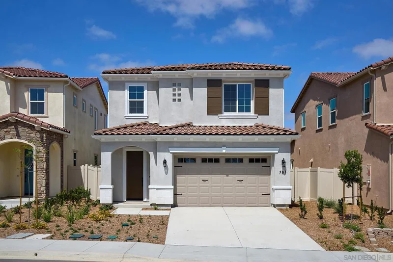 781 Michael Ct