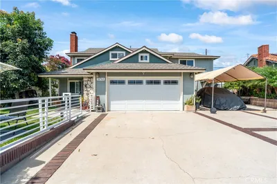 14765 Dunton photo 2