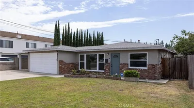 8022 Artesia