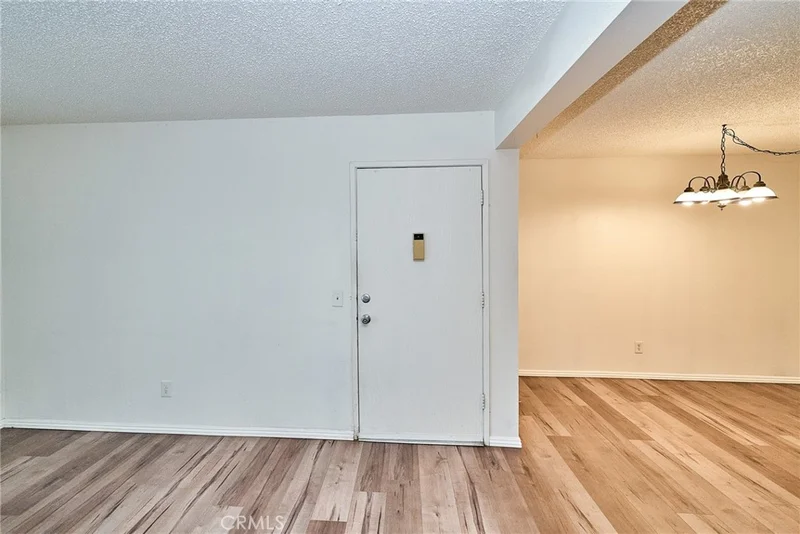 Photo 2 of 26200 Redlands 5
