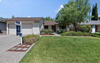 691 Albion Drive photo 2