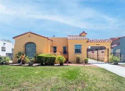 8930 S Hobart Blvd