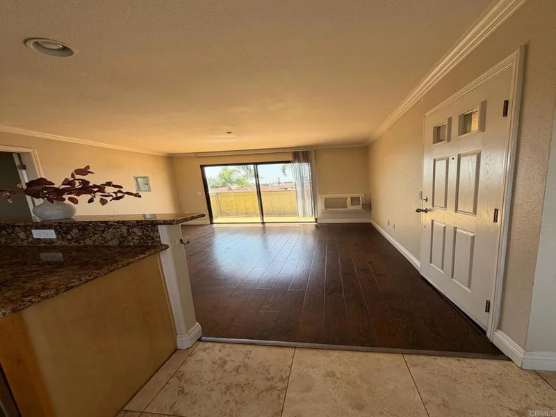 201 Twin Oaks Avenue 2 photo 2