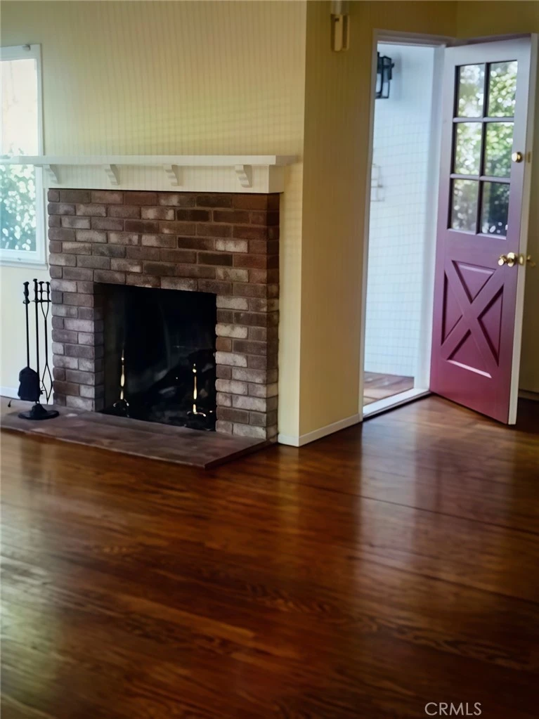 Interior 3