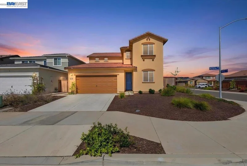 4400 Wax Myrtle Way