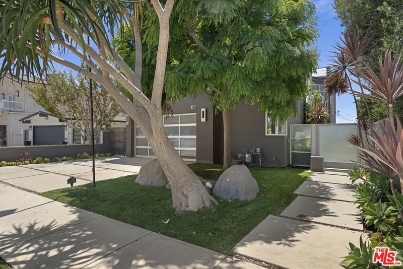 8317 Delgany Avenue photo 2