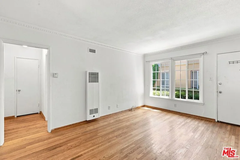 3559 Sawtelle Boulevard 2