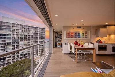 1750 Avenida Del Mundo 1008 photo 2