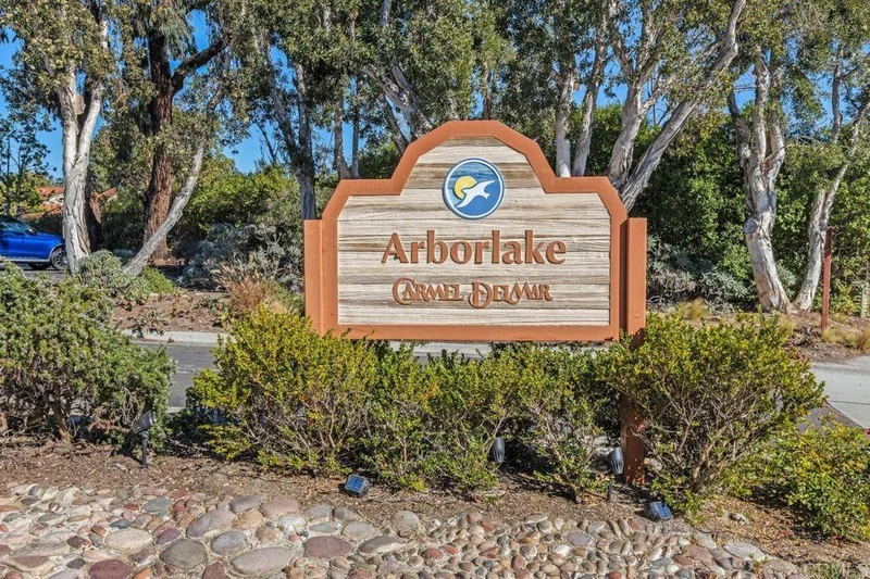 4015 Carmel View Rd 179