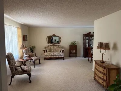 7040 Valley Forge Drive photo 2