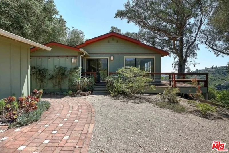 112 Crestview Lane photo 2