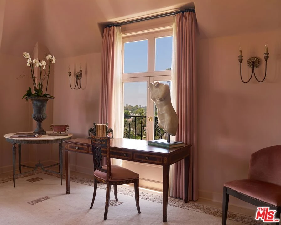 Interior 1