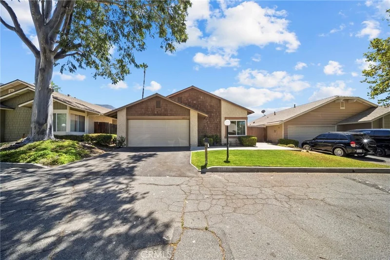 14071 Fenton Lane