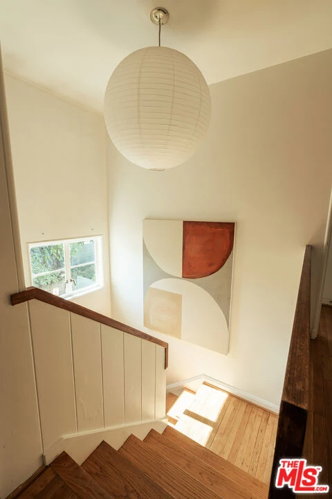 Interior 4
